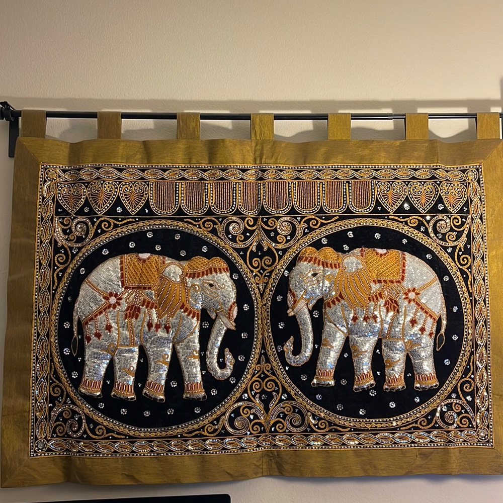 Elephant wall decor